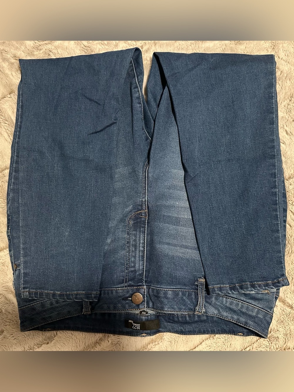 1822 Denim Skinny Jeans in Dark Blue with Light Fading - Picture 10 of 11